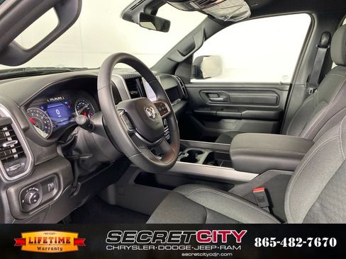 New 2026 RAM 1500 Express AWD/4WD image 11