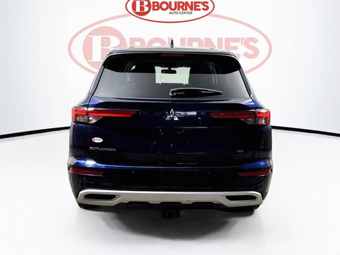 Used 2022 Mitsubishi Outlander SE FWD image 10