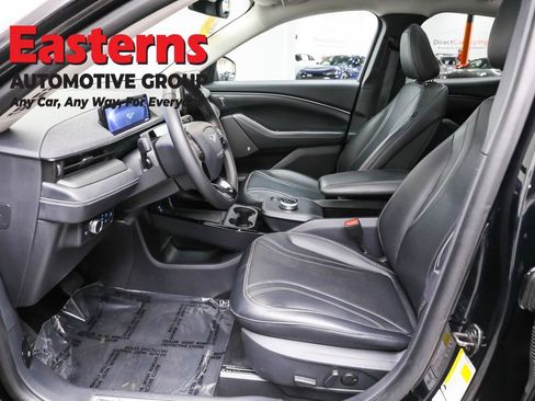 Used 2022 Ford Mustang Mach-E Premium image 14