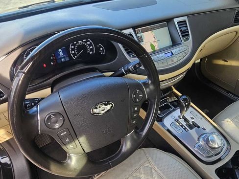 Used 2010 Hyundai Genesis 4.6 w/ Technology Pkg 5 RWD image 22