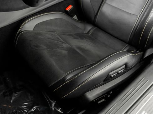 Used 2020 Mercedes-Benz AMG GT R image 30