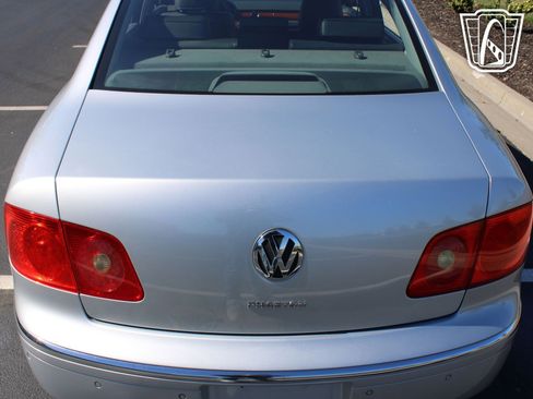Used 2006 Volkswagen Phaeton V8 AWD/4WD image 30