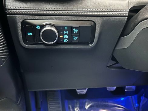 Used 2024 Ford Mustang GT Premium image 18