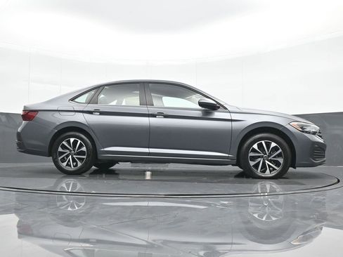 Used 2024 Volkswagen Jetta S image 22