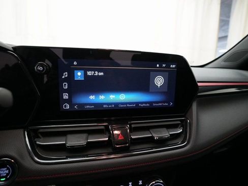 Used 2025 Chevrolet TrailBlazer RS w/ Convenience Package image 6