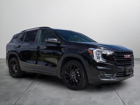 Used 2023 GMC Terrain SLE w/ Driver Convenience Package AWD/4WD image 6