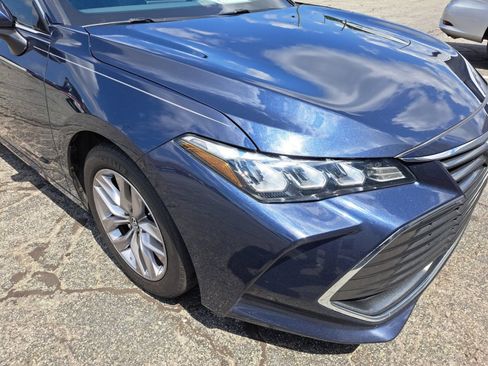 Used 2019 Toyota Avalon XLE w/ Moonroof Package FWD image 20