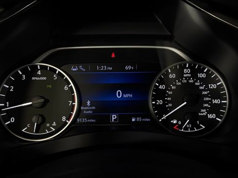 Used 2024 Nissan Murano SV FWD image 14