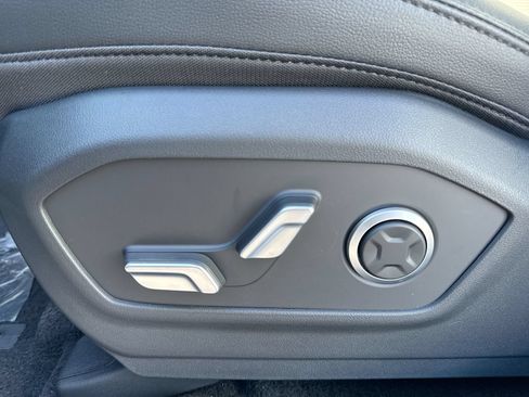 Used 2026 Hyundai Santa Fe Limited AWD/4WD image 15