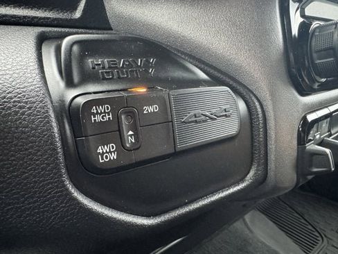 Used 2022 RAM 3500 Tradesman image 29