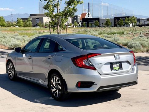Used 2016 Honda Civic EX image 6