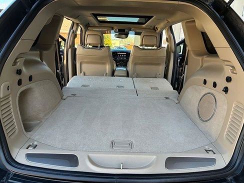 Used 2020 Jeep Grand Cherokee Overland AWD/4WD image 30