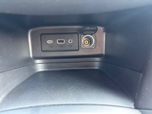 Used 2024 Chevrolet Equinox LT FWD image 36