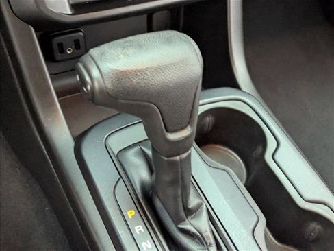 Used 2019 GMC Canyon 2WD Crew Cab w/ Convenience Package image 12