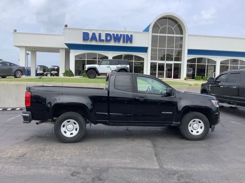 Used 2020 Chevrolet Colorado W/T RWD image 8