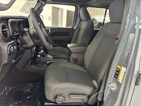 New 2026 Jeep Wrangler Unlimited Rubicon AWD/4WD image 13