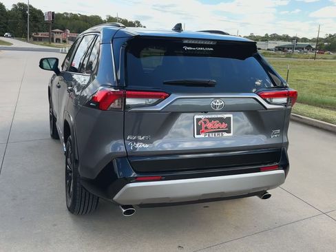 Used 2025 Toyota RAV4 XSE image 8