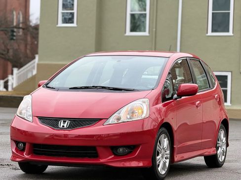 Used 2010 Honda Fit Sport image 1