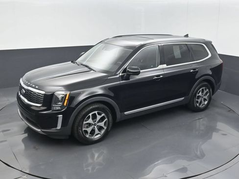 Used 2020 Kia Telluride EX w/ Towing Package AWD/4WD image 9