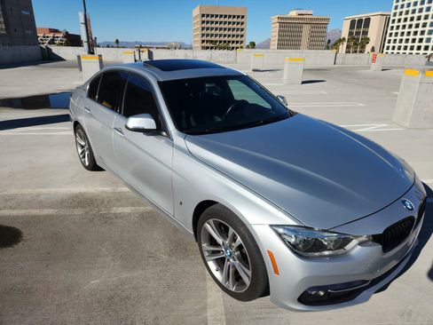 Used 2018 BMW 330e image 19