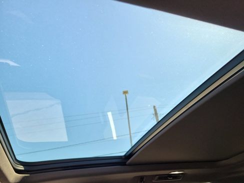 Used 2025 GMC Yukon XL Elevation w/ Elevation Premium Package image 33