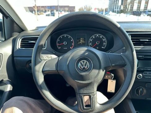 Used 2014 Volkswagen Jetta S image 34