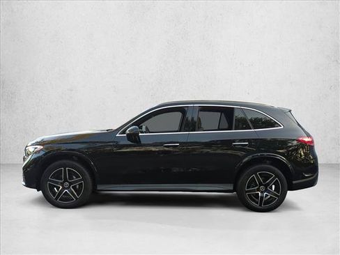 Used 2026 Mercedes-Benz GLC 300 image 9
