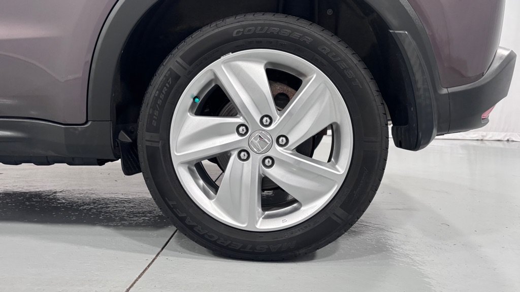 Used 2019 Honda HR-V EX-L image 32