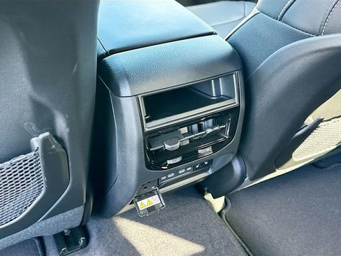 New 2026 Jeep Grand Cherokee Limited image 18