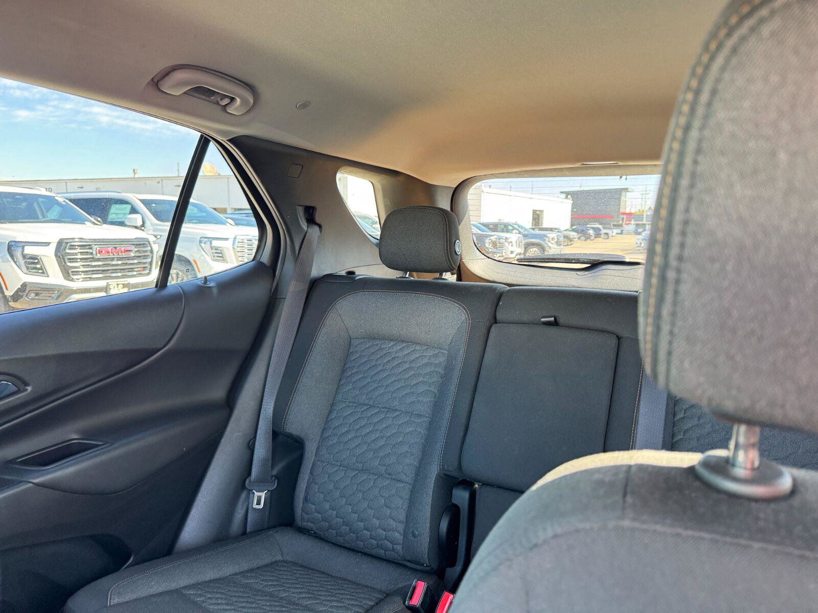 Used 2020 Chevrolet Equinox LT AWD/4WD image 12