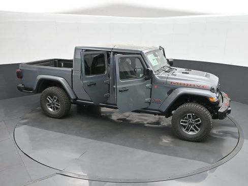 Used 2025 Jeep Gladiator Mojave AWD/4WD image 53