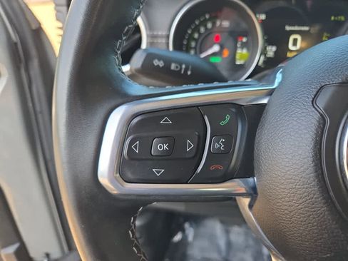 Used 2022 Jeep Wrangler Unlimited Sahara w/ Safety Group image 28