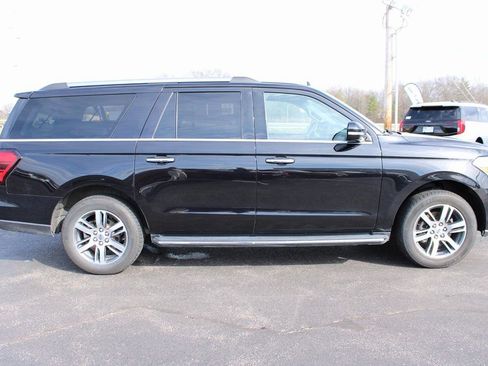 Used 2023 Ford Expedition Max Limited image 18