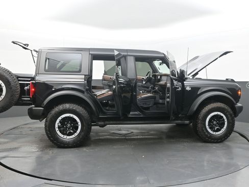 Used 2024 Ford Bronco Outer Banks w/ Sasquatch Package AWD/4WD image 43