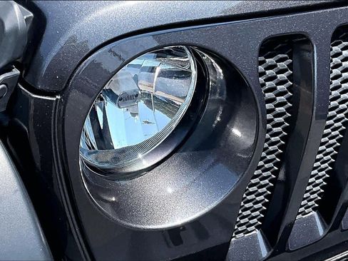 Used 2023 Jeep Wrangler Unlimited Sport AWD/4WD image 28