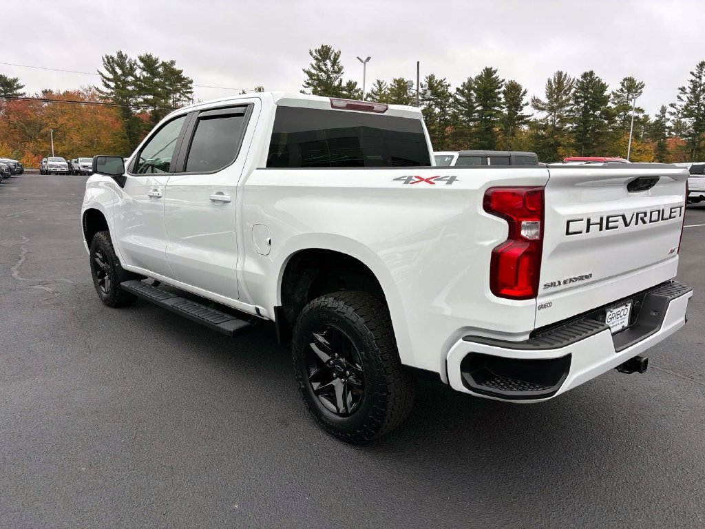 Used 2023 Chevrolet Silverado 1500 RST AWD/4WD image 5