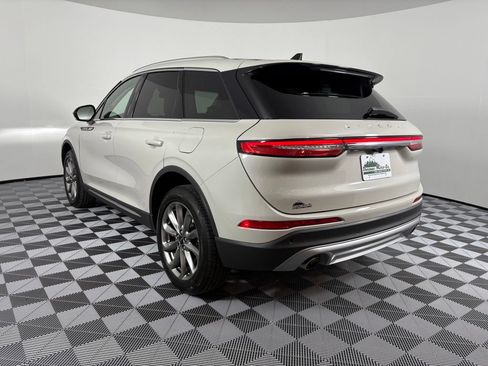 Used 2021 Lincoln Corsair FWD w/ Premium Package image 13