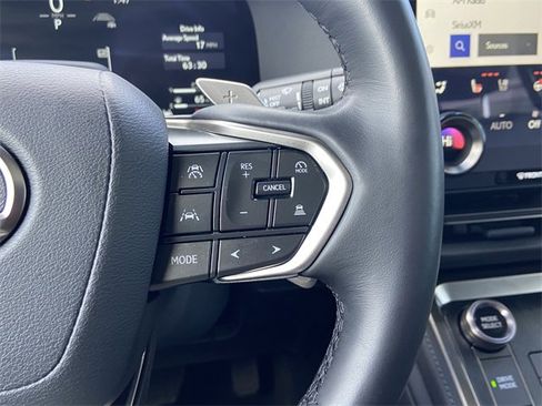 Used 2024 Lexus GX 550 image 20