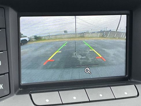 Used 2019 Ford Flex SE image 23