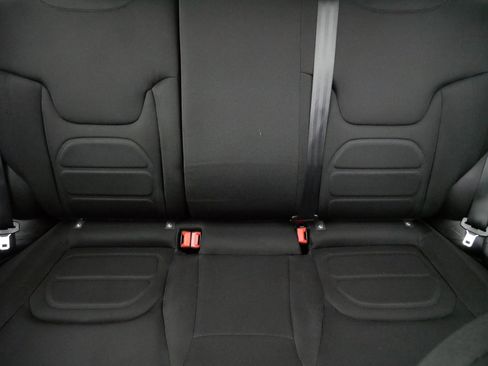 Used 2022 Jeep Renegade Latitude image 13