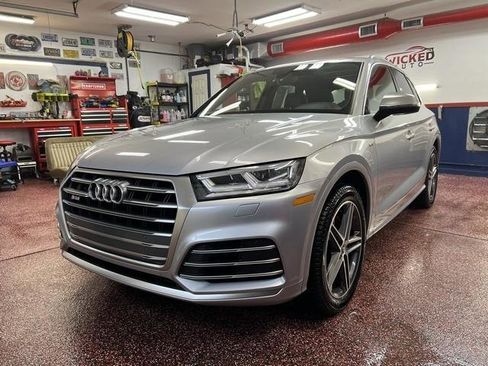 Used 2018 Audi SQ5 Premium Plus w/ S Sport Package image 1