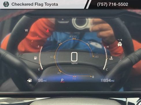Used 2025 Chevrolet Trax RS w/ Driver Confidence Package FWD image 12