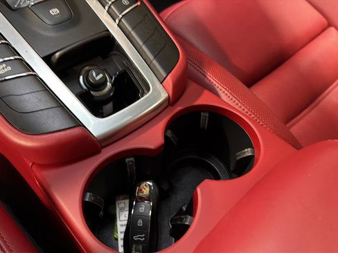 Used 2021 Porsche Macan GTS image 28