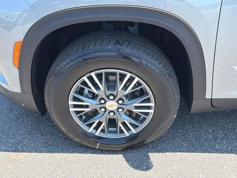 New 2026 Chevrolet Traverse LT FWD image 11