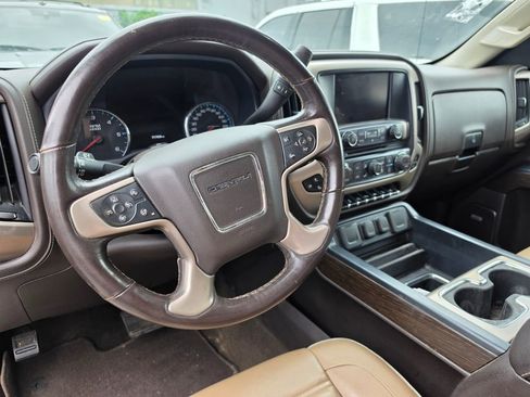 Used 2017 GMC Sierra 1500 Denali w/ Denali Ultimate Package AWD/4WD image 3