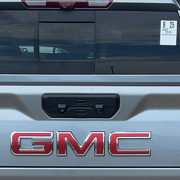 Used 2025 GMC Sierra 3500 AT4 w/ AT4 Premium Plus Package AWD/4WD image 18