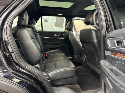 Used 2016 Ford Explorer Limited AWD/4WD image 8