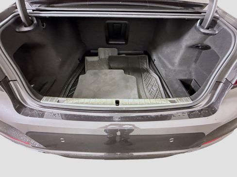 Used 2022 BMW 740i image 35