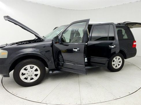 Used 2010 Ford Expedition Limited image 11