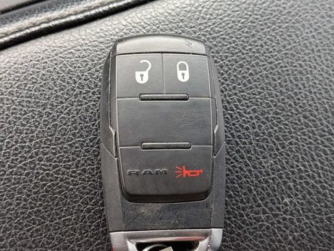 Used 2024 RAM 2500 Big Horn AWD/4WD image 27